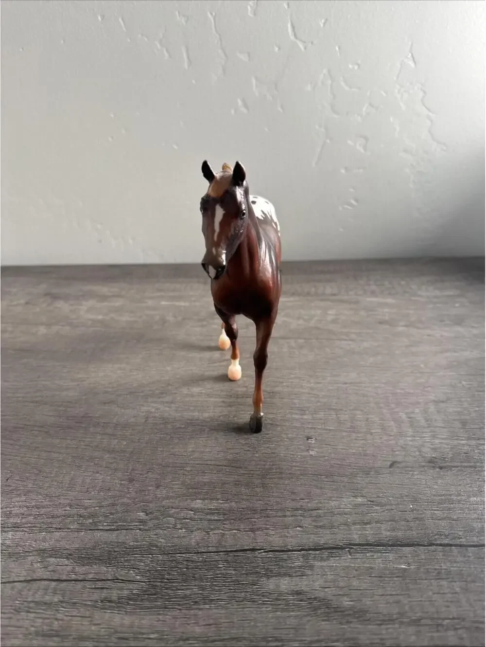 Breyer Classic Ruffian Mold Chestnut Appaloosa Horse Figure EUC - Picture 2 of 4